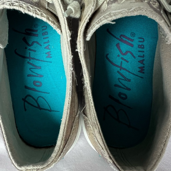 EUC-Blowfish Malibu Sneaker - Camo pattern - - Picture 5 of 6